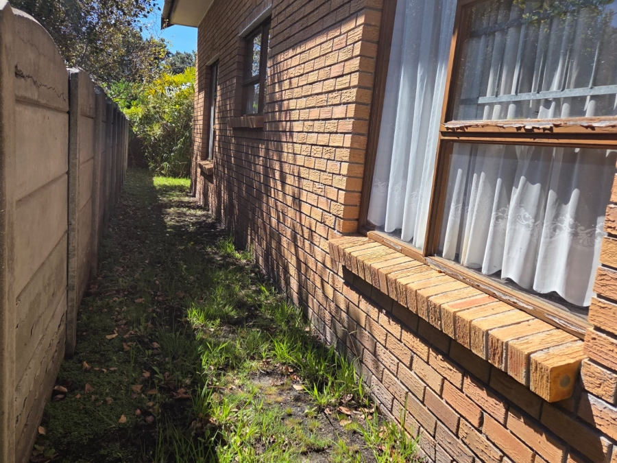 2 Bedroom Property for Sale in Kleinmond Western Cape